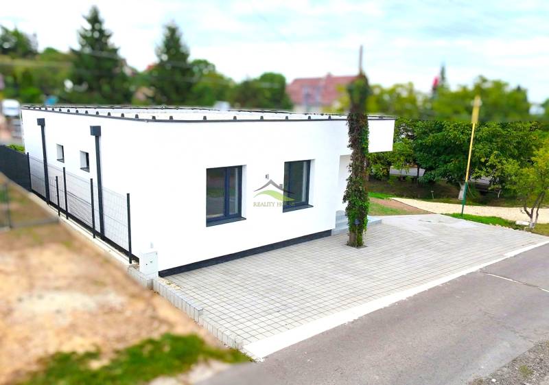 dji_fly_20250910_164720_0008_1757520709105_photo - 11-09-2025 17-45-53.jpeg