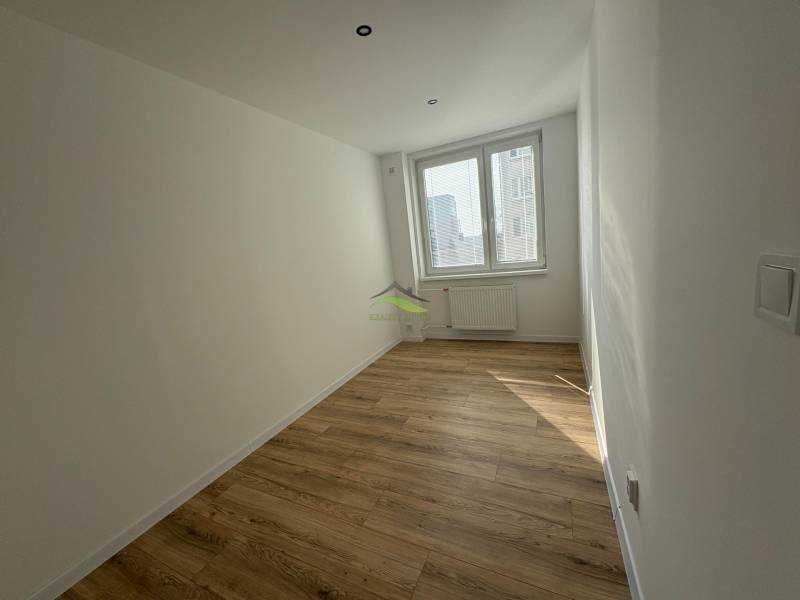 REZERVOVANÉ -Moderný 4izbový byt -kompl.rekonšt. -na ZÁPADE