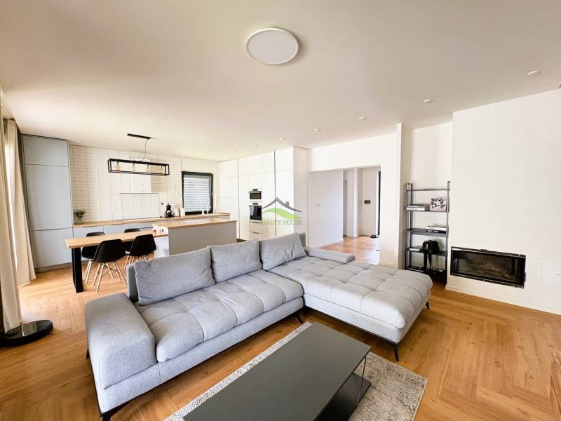 Exkluzívne u nás Lukratívna a veľmi vkusná Moderná Novostavba 