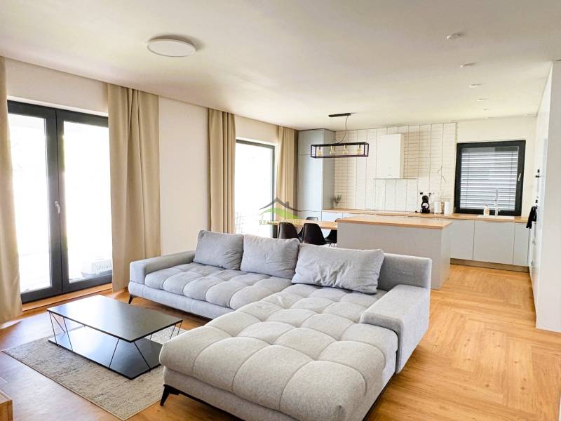 Exkluzívne u nás Lukratívna a veľmi vkusná Moderná Novostavba 