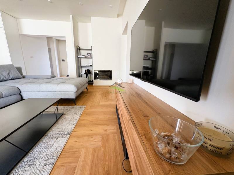 Exkluzívne u nás Lukratívna a veľmi vkusná Moderná Novostavba 