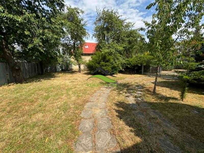 7ecd5bf0-cc76-485d-adbf-44073a86c7a1.jpg
